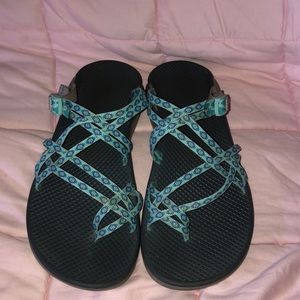 Women’s 9.5 blue tegu sport Chacos